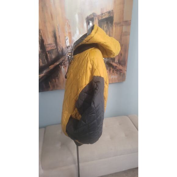 Vintage Aberdeen Reversible Bomber Jacket M Black/Gold Quilted 80s 90s... - Picture 7 of 10